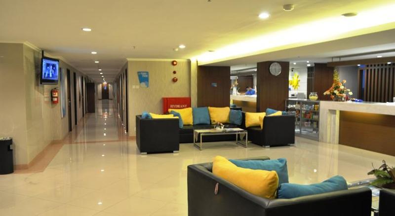 Everyday Smart Hotel - Malang Exterior photo
