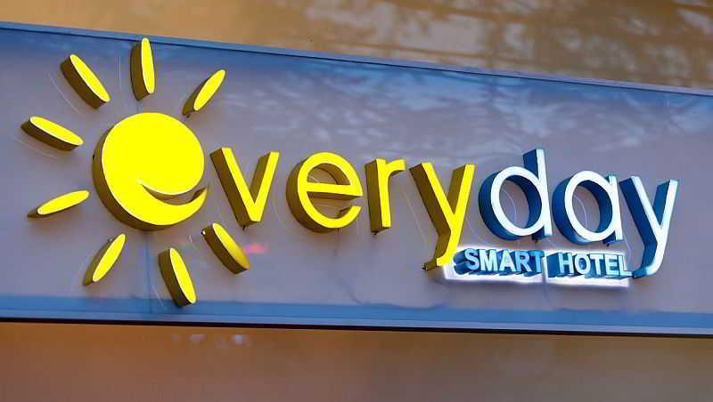 Everyday Smart Hotel - Malang Exterior photo